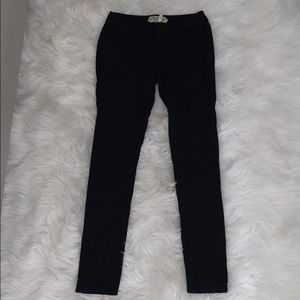 Black jeggings